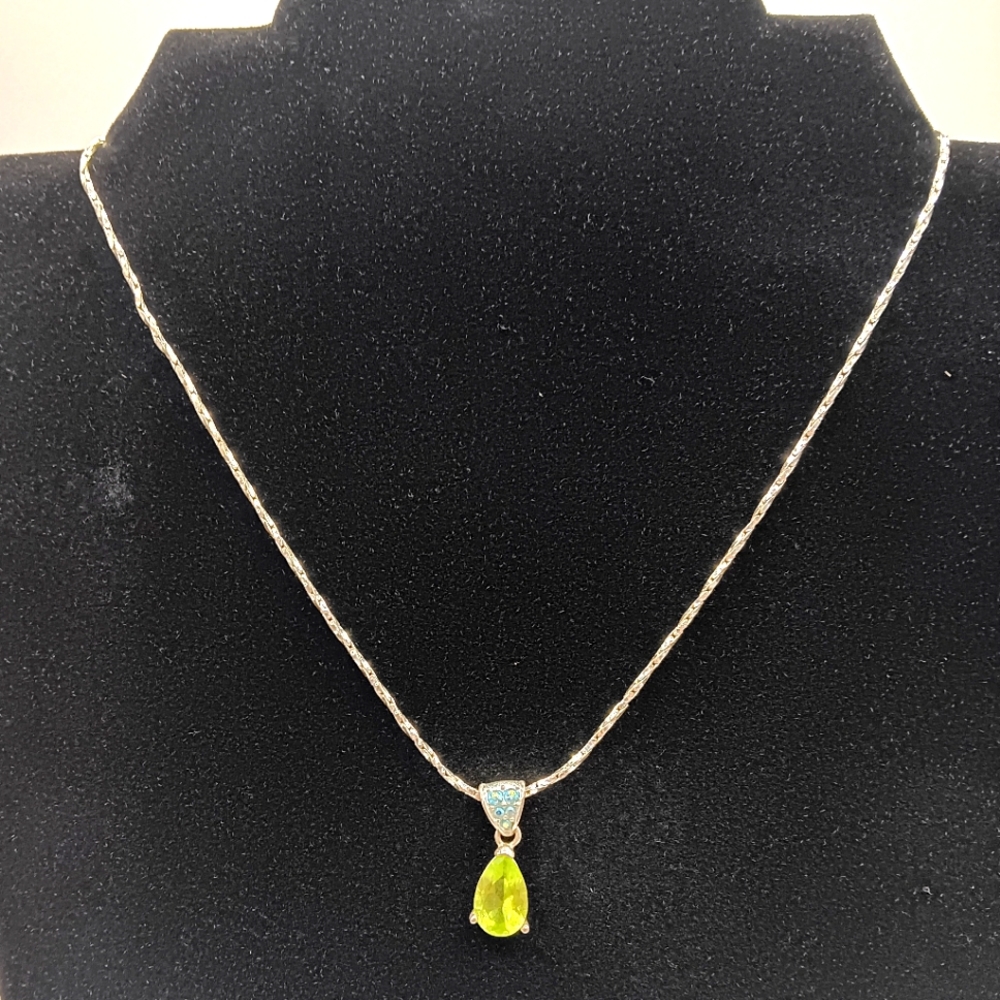 Avon Silver Tone Pear Cut Lime Green Pendant Necklace Blue Rhinestone Accents-18
